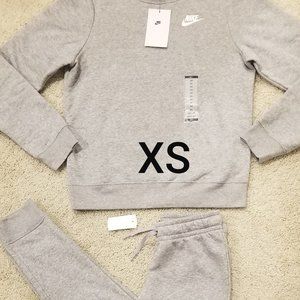 Women's Nike outfit